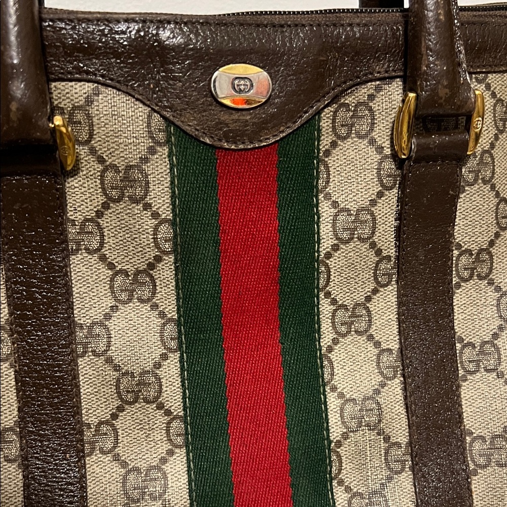 Gucci Monogram Satchel with Red and Green Accents - Picture 3 of 16